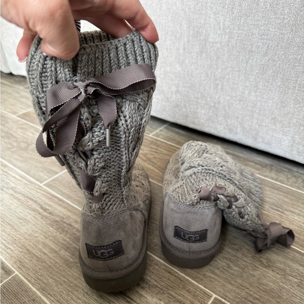 UGG Women's Grey Knit Suede Short Boot with Ribbon Back